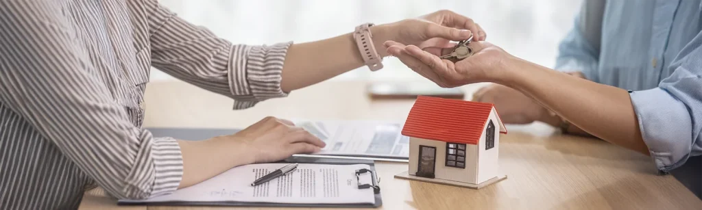 ¿Qué impuestos se pagan al comprar una casa nueva?